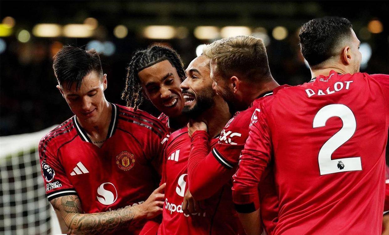 Kaiyun-包含西亚卡姆在曼联比赛中突破纪录，关键助攻引发热议！的词条